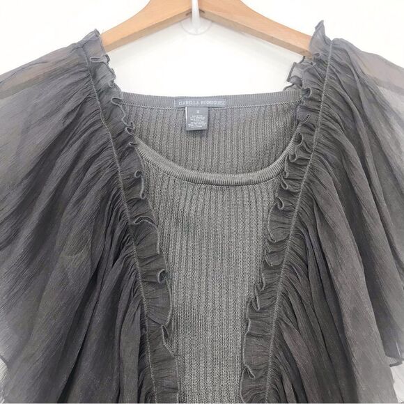Isabella Rodriguez Gray Knit Ruffle Flutter Sleeve Blouse - Picture 2 of 12